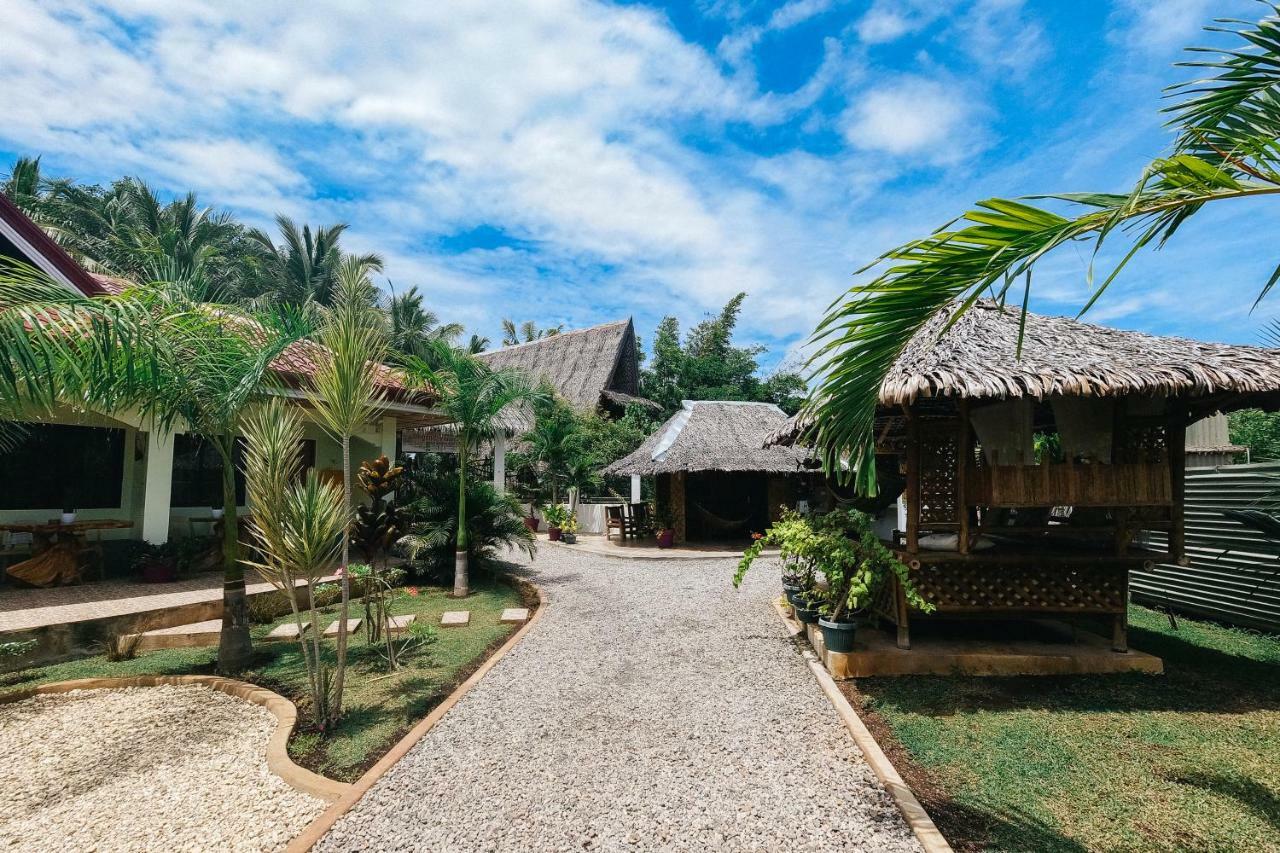 The Three Shooting Stars Apartment Panglao